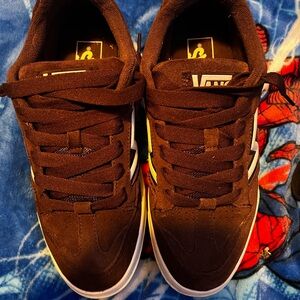 Vans Men’s Brown Suede Low-Top Sneakers